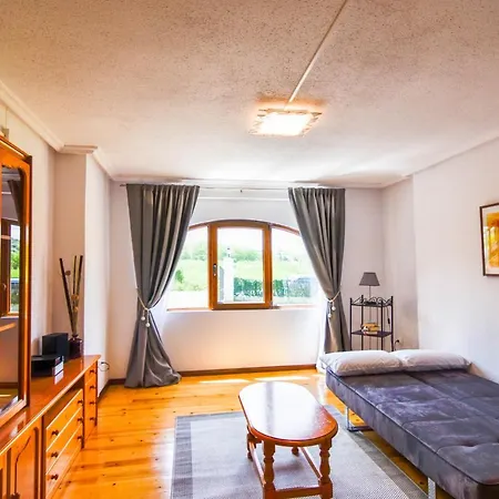 Castro Vizmaya, Comoda Y Amplia Planta Baja Con Jardin Cerca De Todo Casa vacanze *