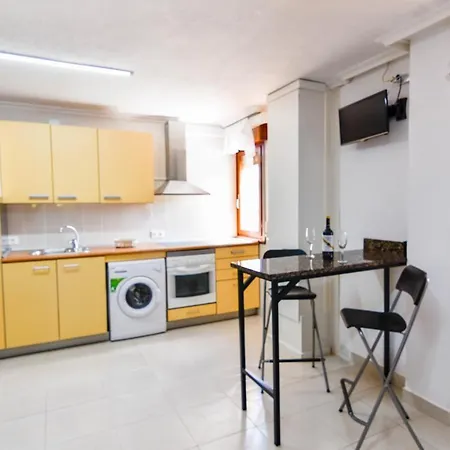 Casa vacanze Castro Vizmaya, Comoda Y Amplia Planta Baja Con Jardin Cerca De Todo