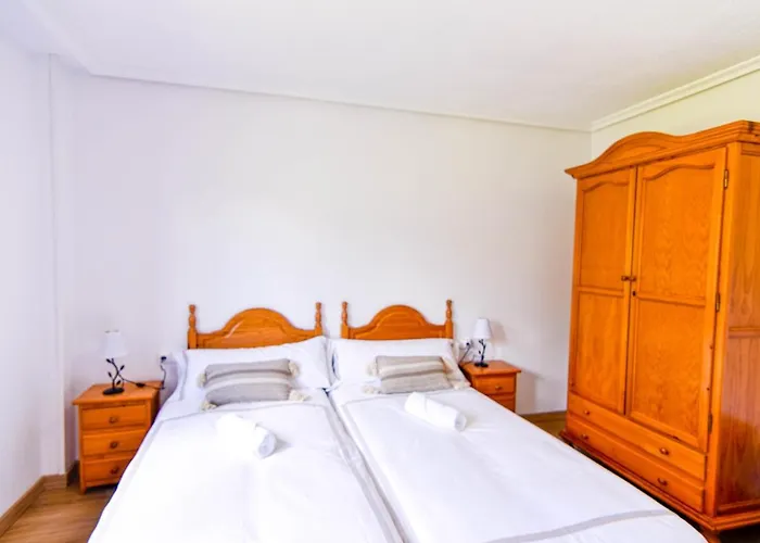 Prázdninový dům Castro Vizmaya, Comoda Y Amplia Planta Baja Con Jardin Cerca De Todo *